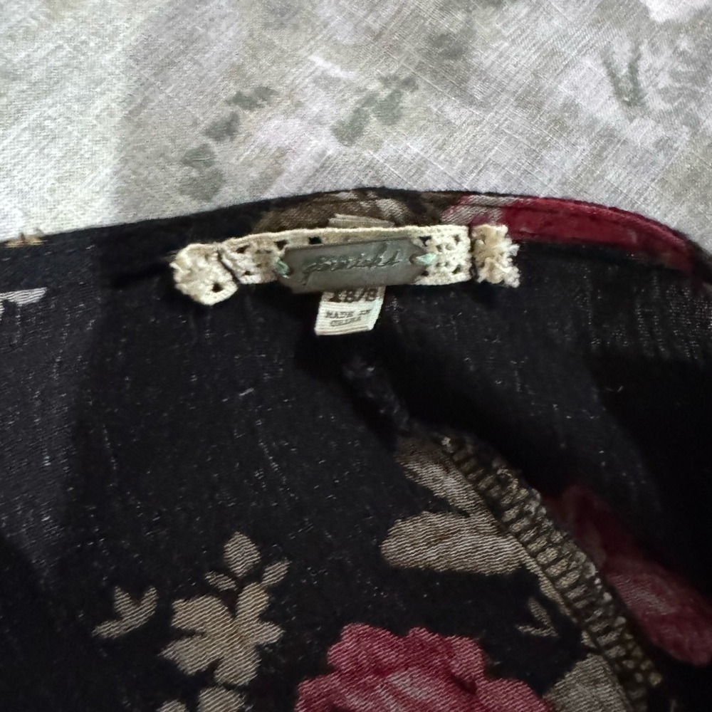 Free People Floral Kimono Cardigan - black  with Pink / green floral. Sz xs/s - Picture 5 of 6